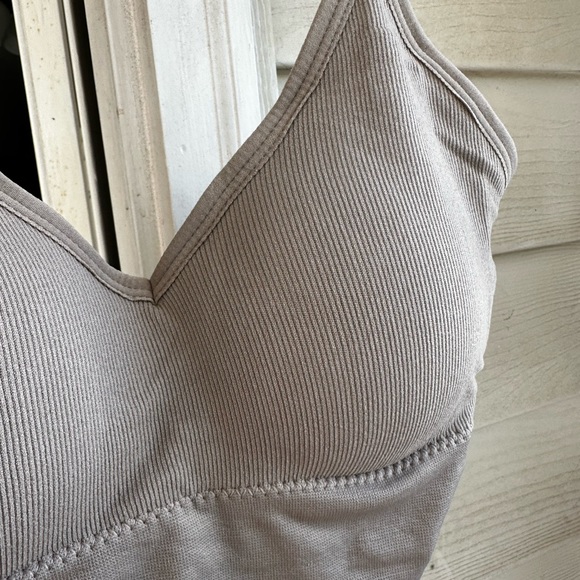 Padded Tank Tops 4 Colors - Picture 11 of 12